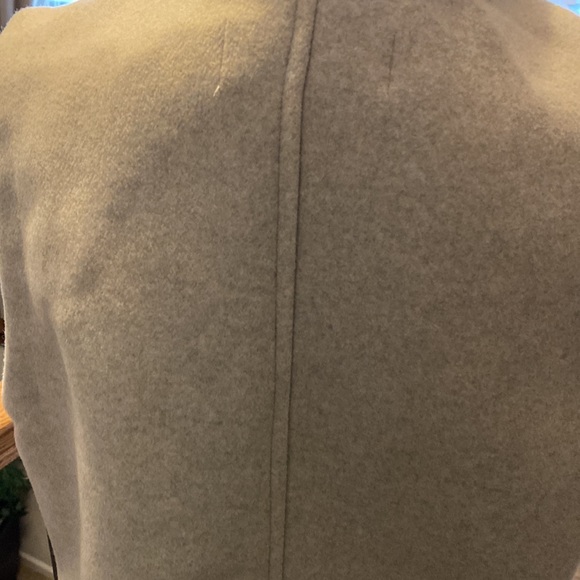 Jacket - sleeveless - Picture 5 of 9